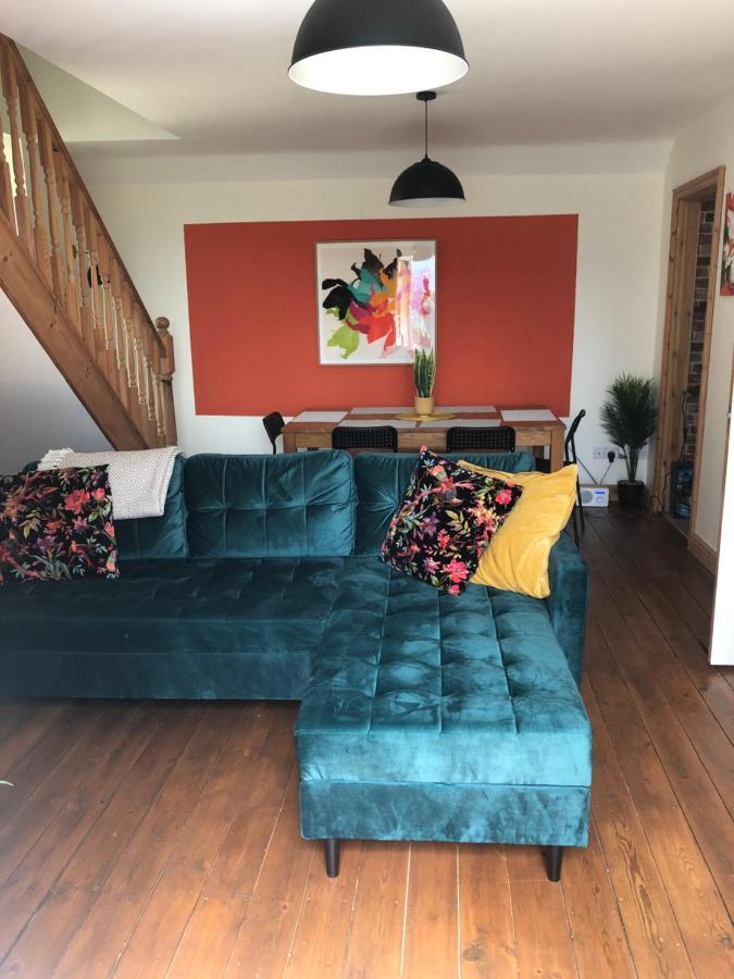 Hilltop House Is A Welcoming 2 Bedroom Property Matlock  Dış mekan fotoğraf